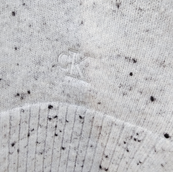 Calvin Klein Womans Sweater. - Picture 3 of 6